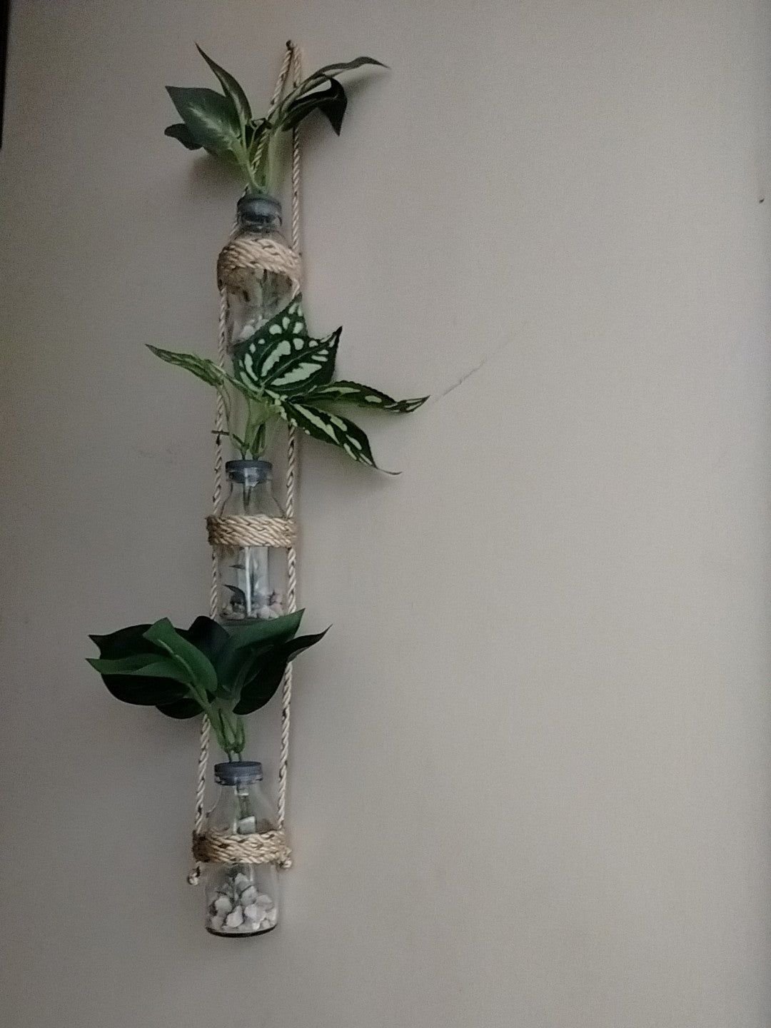 Hanging Bloom Bottles Wall Décor